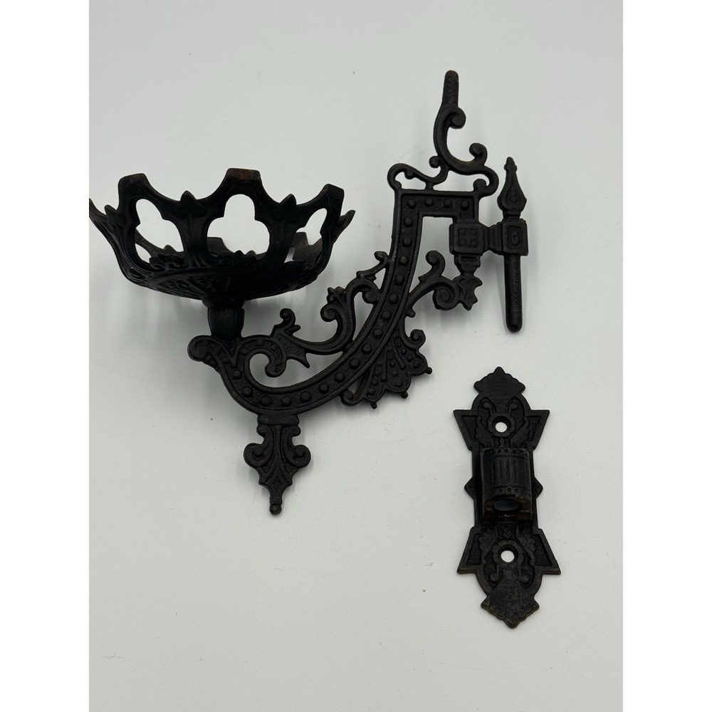 Vintage Metal Oil Lamp Swing Arm Candle Holder Wall Sconce